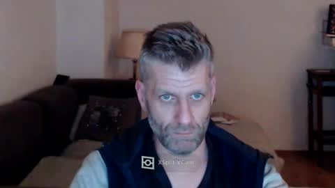 Snapshot of elculiador2207 chatting on February 6, 2025, 9:28 pm Timm online show from February 6, 2025, 9:28 pm