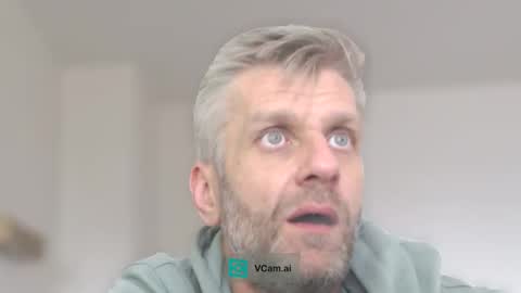 Snapshot of elculiador2207 chatting on October 4, 2025, 10:46 am Timm online show from October 4, 2025, 10:46 am