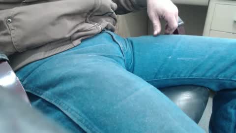 electra1021 online show from March 6, 2025, 3:35 pm