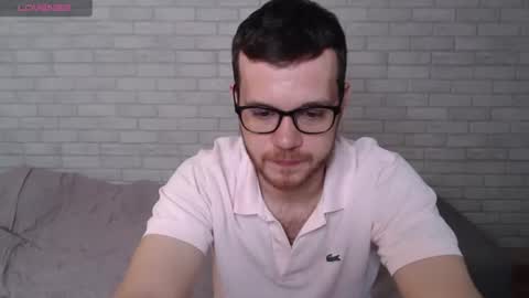 Snapshot of electric_smile chatting on July 21, 2026, 7:32 am Alex online show from July 21, 2026, 7:32 am