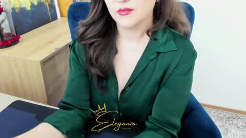 eleganzavogue online show from June 2, 2026, 3:25 pm
