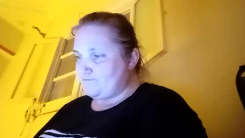 Snapshot of elena2025 chatting on October 4, 2025, 3:10 pm ELENA online show from October 4, 2025, 3:10 pm