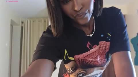 Elena online show from January 8, 2025, 1:52 pm