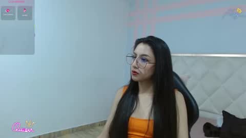 Snapshot of elena_tay chatting on March 3, 2026, 12:22 pm Elena online show from March 3, 2026, 12:22 pm