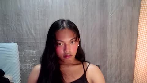 Snapshot of elenacum chatting on September 25, 2025, 5:44 am elenacum online show from September 25, 2025, 5:44 am
