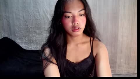 Snapshot of elenacum chatting on November 13, 2025, 4:22 am elenacum online show from November 13, 2025, 4:22 am