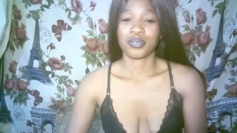 Snapshot of elenah0123 chatting on April 27, 2026, 11:19 am elenah013 online show from April 27, 2026, 11:19 am