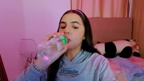 agnes online show from April 14, 2026, 6:36 pm