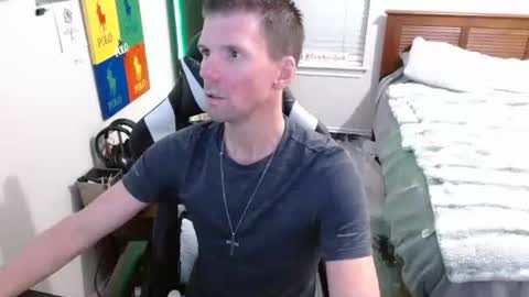 Walker online show from November 22, 2025, 2:54 am