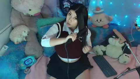 Snapshot of elfen_miu chatting on November 3, 2025, 12:46 am miu online show from November 3, 2025, 12:46 am