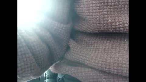 Snapshot of elfyonee chatting on January 11, 2025, 12:50 pm elfyonee online show from January 11, 2025, 12:50 pm