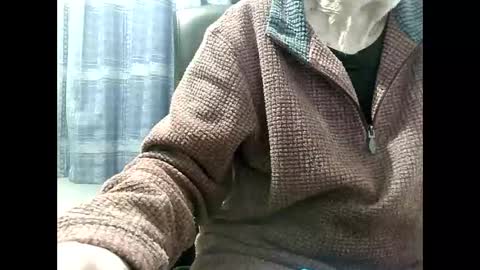 Snapshot of elfyonee chatting on February 6, 2025, 8:02 pm elfyonee online show from February 6, 2025, 8:02 pm