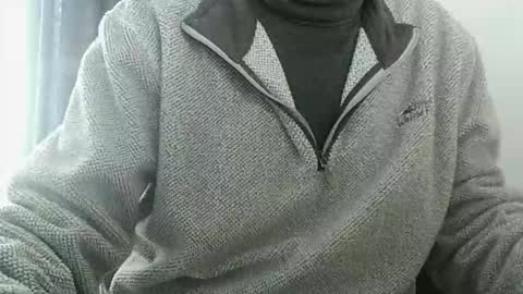 Snapshot of elfyonee chatting on February 11, 2025, 2:35 pm elfyonee online show from February 11, 2025, 2:35 pm