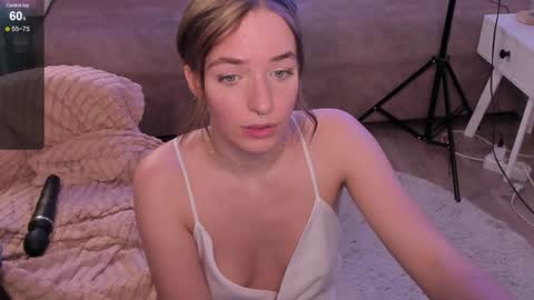 Snapshot of eli_llie chatting on December 21, 2024, 7:49 pm Eli online show from December 21, 2024, 7:49 pm