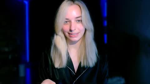 Snapshot of eli_llie chatting on October 23, 2025, 1:38 am Eli online show from October 23, 2025, 1:38 am