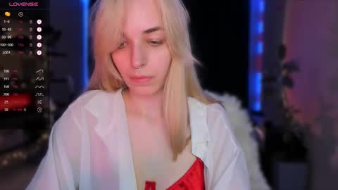 Snapshot of eli_llie chatting on November 10, 2025, 8:52 pm Eli online show from November 10, 2025, 8:52 pm