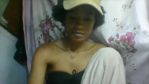 elia011 online show from June 2, 2026, 6:48 am