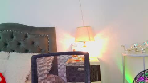 Snapshot of elian_craiggggg chatting on May 31, 2026, 6:09 pm Elian online show from May 31, 2026, 6:09 pm