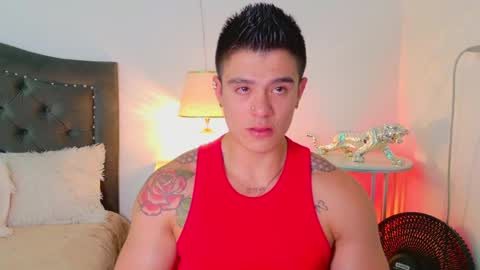 Snapshot of elian_craiggggg chatting on June 2, 2026, 4:36 am Elian online show from June 2, 2026, 4:36 am