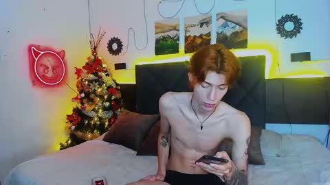 eliann_adam online show from December 30, 2024, 12:32 am
