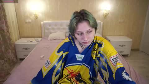 Luna online show from February 3, 2026, 11:37 am