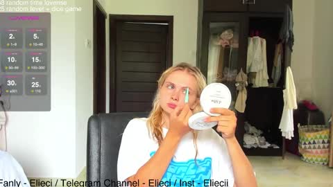 Snapshot of elie_ci chatting on December 8, 2024, 6:43 am online show from December 8, 2024, 6:43 am