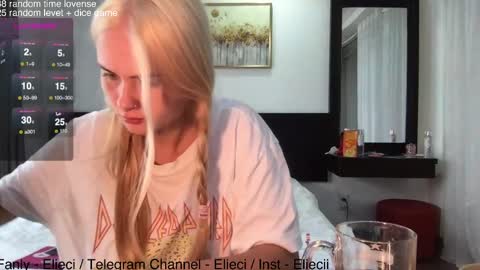 Snapshot of elie_ci chatting on January 13, 2025, 6:06 am online show from January 13, 2025, 6:06 am