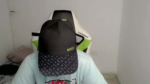 Snapshot of elii_797 chatting on March 11, 2025, 5:35 pm bby-santy online show from March 11, 2025, 5:35 pm