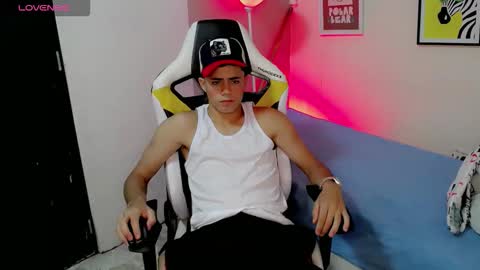 Snapshot of elii_797 chatting on October 31, 2025, 8:21 pm bby-santy online show from October 31, 2025, 8:21 pm