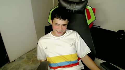 bby-santy online show from November 19, 2025, 8:20 pm