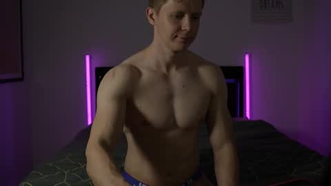 Snapshot of elijah_tall chatting on February 28, 2026, 7:59 pm elijah_tall online show from February 28, 2026, 7:59 pm