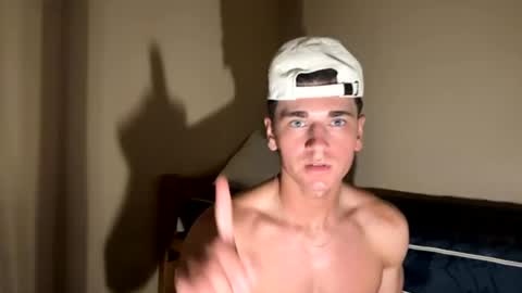 Snapshot of elijahkinky24 chatting on June 10, 2026, 12:44 am elijahkinky24 online show from June 10, 2026, 12:44 am