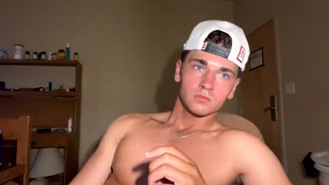 Snapshot of elijahkinky24 chatting on June 24, 2026, 12:09 am elijahkinky24 online show from June 24, 2026, 12:09 am