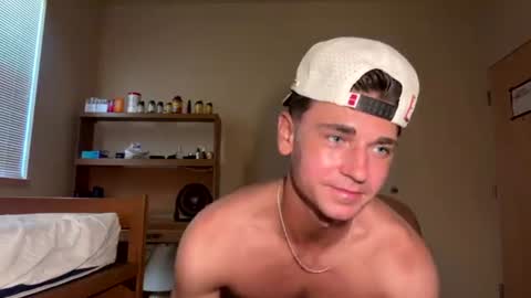 Snapshot of elijahkinky24 chatting on July 13, 2026, 4:43 pm elijahkinky24 online show from July 13, 2026, 4:43 pm