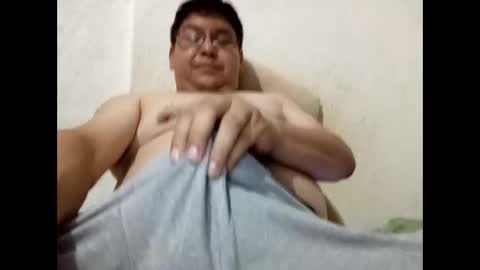 Snapshot of elimposstor chatting on November 2, 2025, 4:26 am elimposstor online show from November 2, 2025, 4:26 am