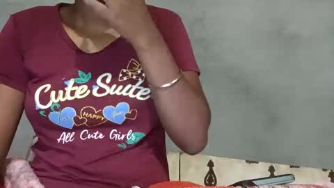 Snapshot of elina_roy03 chatting on November 3, 2025, 12:57 am elina_roy03 online show from November 3, 2025, 12:57 am