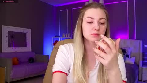 Snapshot of elinanortas chatting on October 30, 2025, 1:07 am Elina online show from October 30, 2025, 1:07 am