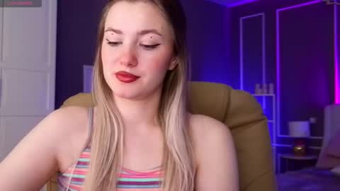 Snapshot of elinanortas chatting on November 8, 2025, 1:50 am Elina online show from November 8, 2025, 1:50 am