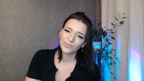 Elina online show from January 16, 2025, 11:59 pm