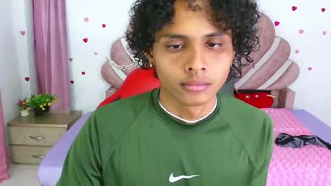 elio_fox online show from April 16, 2026, 12:17 pm