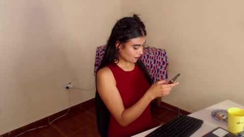 ELIORA  online show from November 17, 2025, 9:37 am