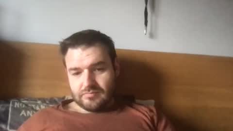 Snapshot of eliot26 chatting on January 1, 2025, 10:32 am e26 online show from January 1, 2025, 10:32 am