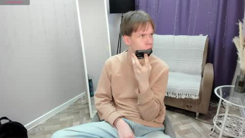 eliotmars online show from June 3, 2026, 11:02 am
