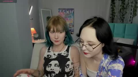 Snapshot of elira_vane chatting on May 13, 2026, 11:18 am Elira Vane online show from May 13, 2026, 11:18 am