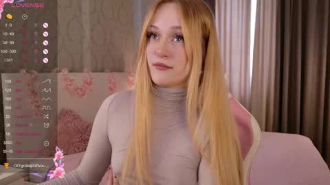 Snapshot of elis_goyard chatting on October 18, 2025, 8:04 am Elis online show from October 18, 2025, 8:04 am