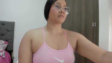 Snapshot of elisa_connors18 chatting on September 16, 2025, 10:55 pm online show from September 16, 2025, 10:55 pm