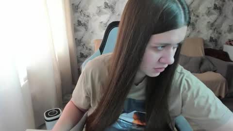 Snapshot of elisa_kollin chatting on September 27, 2025, 10:31 am Aletta Oushen online show from September 27, 2025, 10:31 am