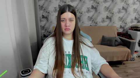 Snapshot of elisa_kollin chatting on September 29, 2025, 9:58 am Aletta Oushen online show from September 29, 2025, 9:58 am