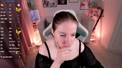 your sweet Lisa online show from July 10, 2026, 3:33 am
