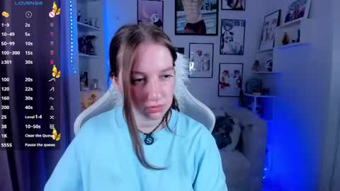 your sweet Lisa online show from July 24, 2026, 3:37 am
